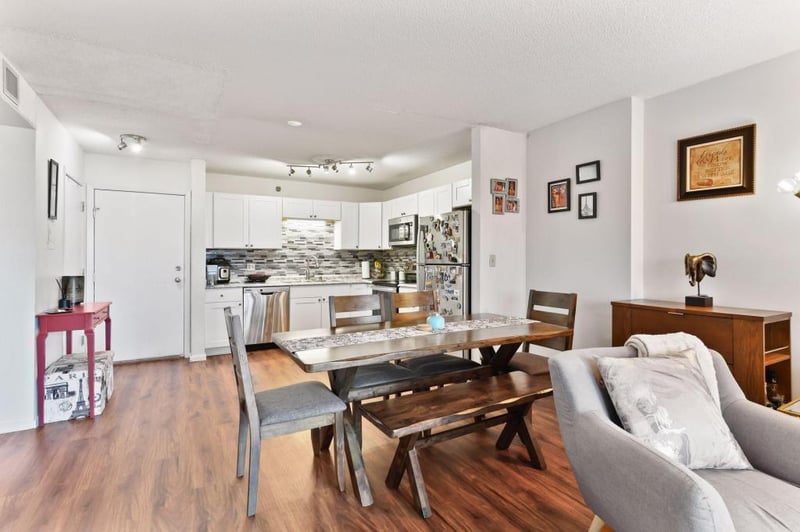 121 Washington Ave S #305, Minneapolis, MN 55401