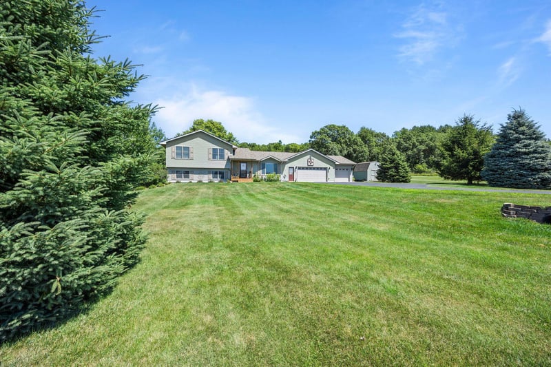 2375 84th Ave, Osceola, WI 54020
