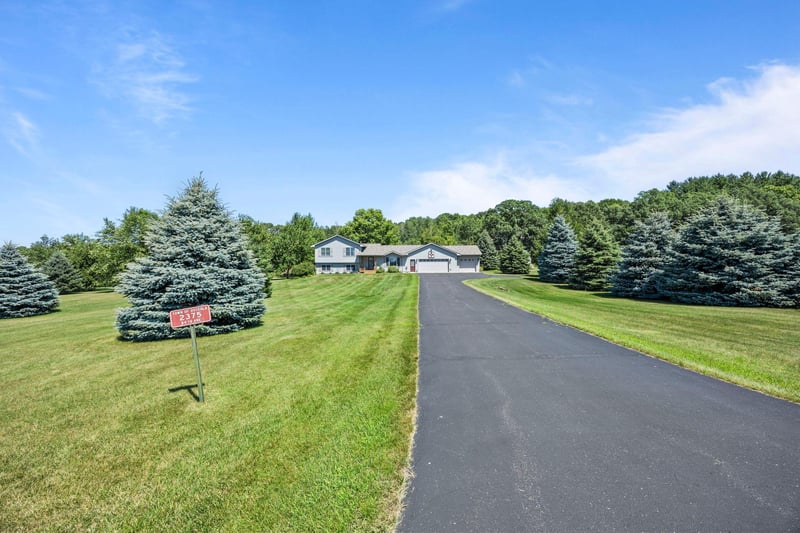 2375 84th Ave, Osceola, WI 54020