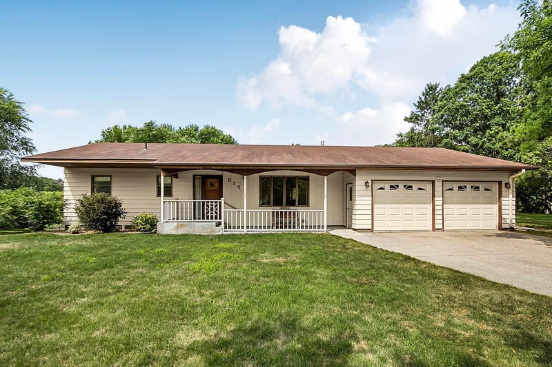 517 9th Ave N, Cold Spring, MN 56320