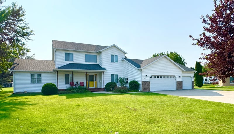 101 Seter Cir, Glyndon, MN 56547
