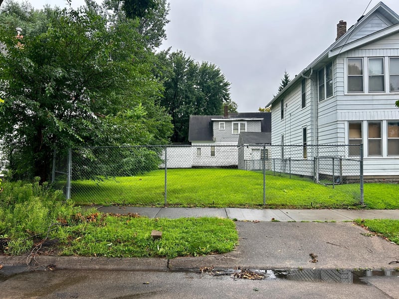1004 20th Ave NE, Minneapolis, MN 55418