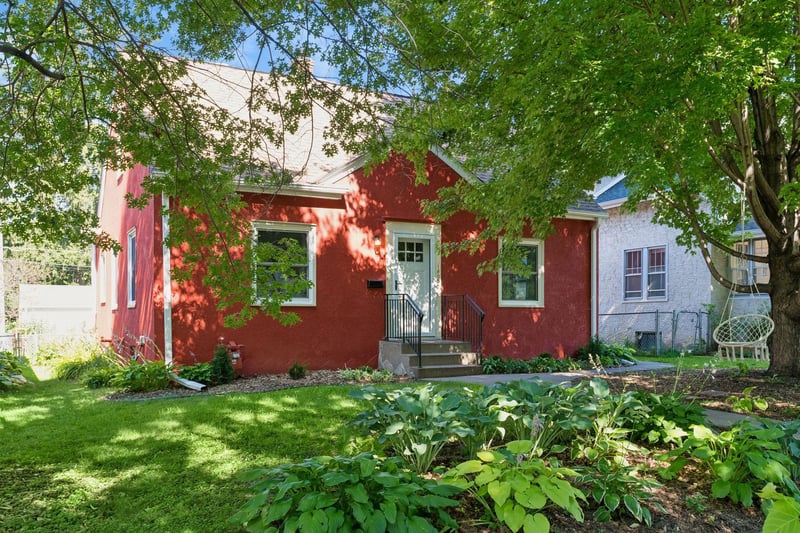 1605 Merrill St, Saint Paul, MN 55108