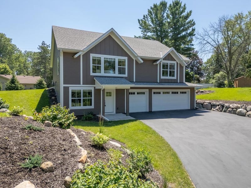 85 Maple Island Rd, Lakeville, MN 55044