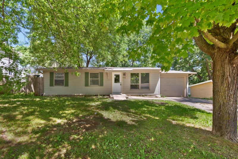 3940 Willow Heights Dr SW, Rochester, MN 55902