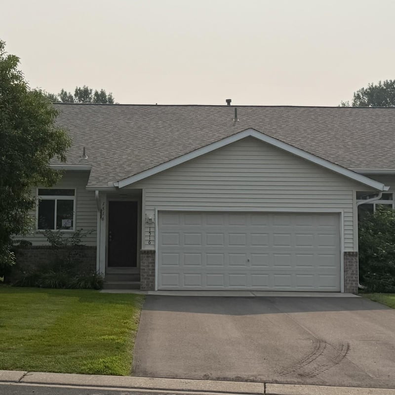 1516 Dublin Ct, Shakopee, MN 55379