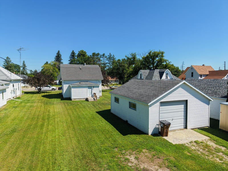 313 Minnesota Ave E, Sebeka, MN 56477