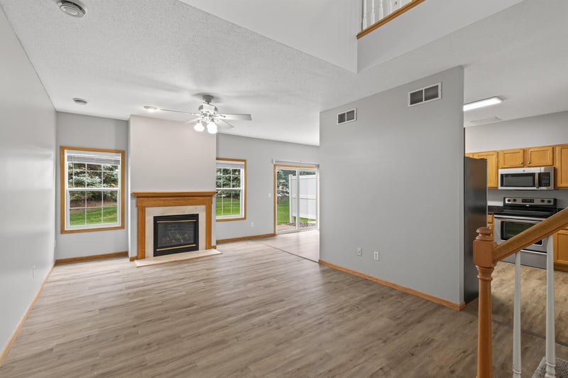 6524 154th St W #107, Apple Valley, MN 55124