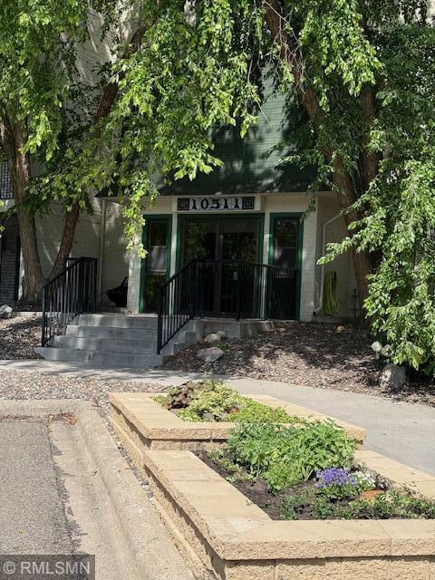 10511 Cedar Lake Rd #309, Minnetonka, MN 55305