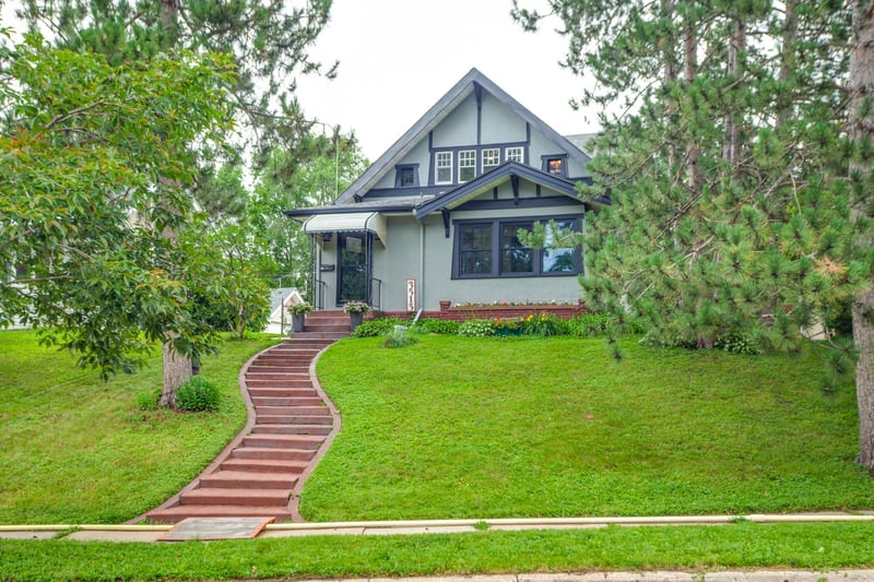 3515 Architect Ave, Minneapolis, MN 55418