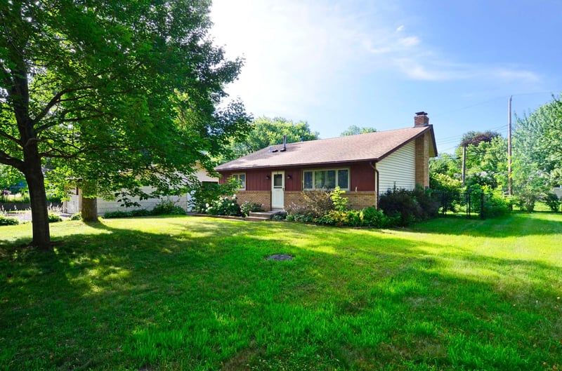 6609 74 1/2 Ave N, Brooklyn Park, MN 55428