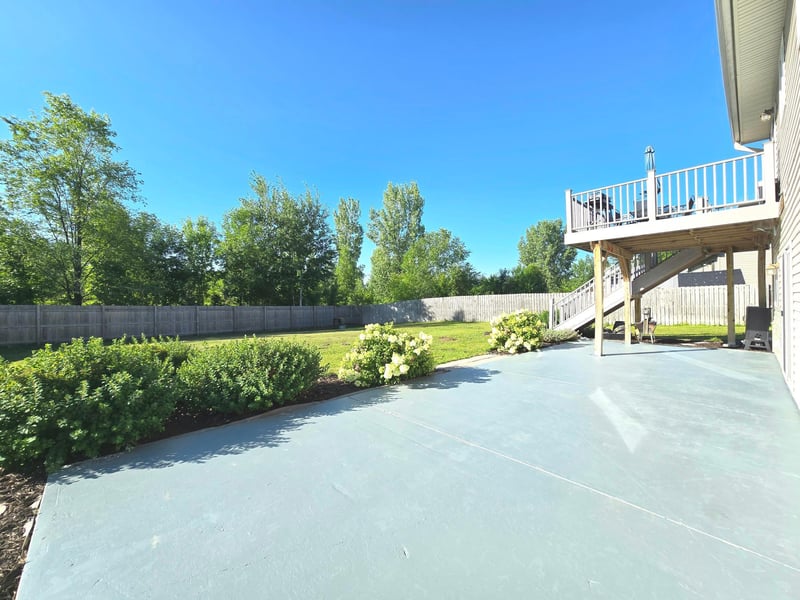 1125 Pioneer Trl SE, Cambridge, MN 55008