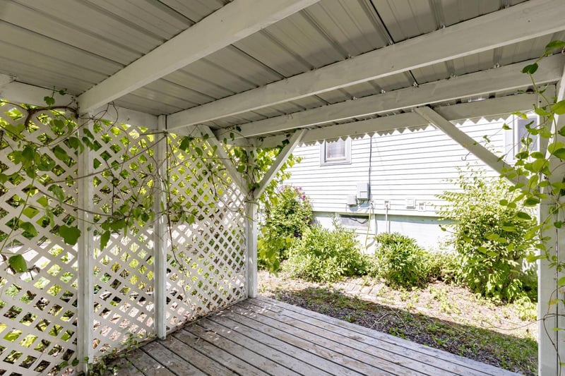 4710 Tioga St, Duluth, MN 55804