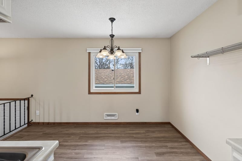 7023 146th Street Ct, Apple Valley, MN 55124