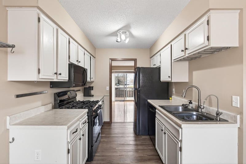 7023 146th Street Ct, Apple Valley, MN 55124