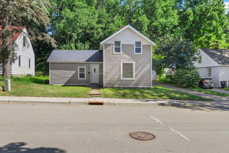 1030 Putnam Ave, Red Wing, MN 55066