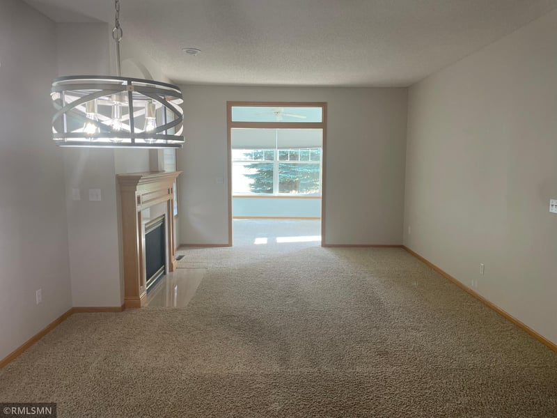 1001 Victoria Greens Blvd, Victoria, MN 55386