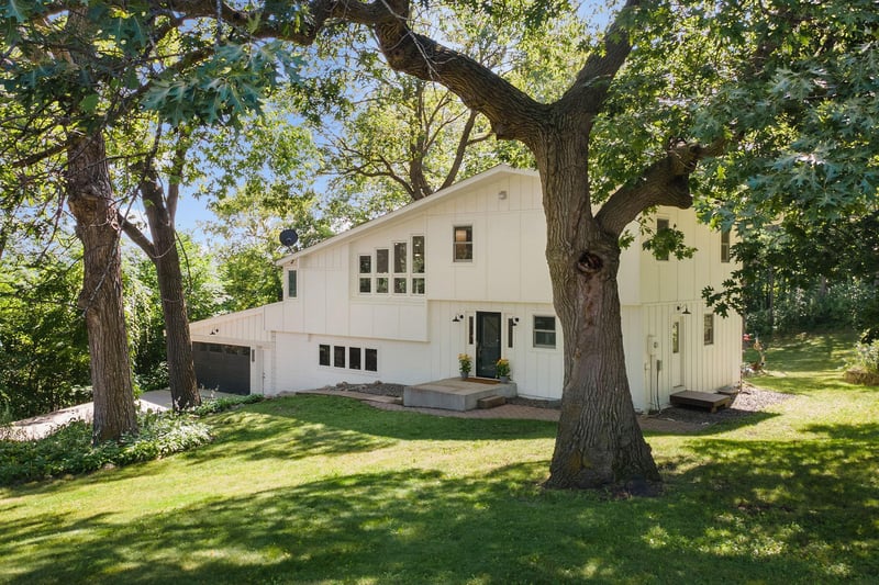 8315 Greenfield Rd, Loretto, MN 55357