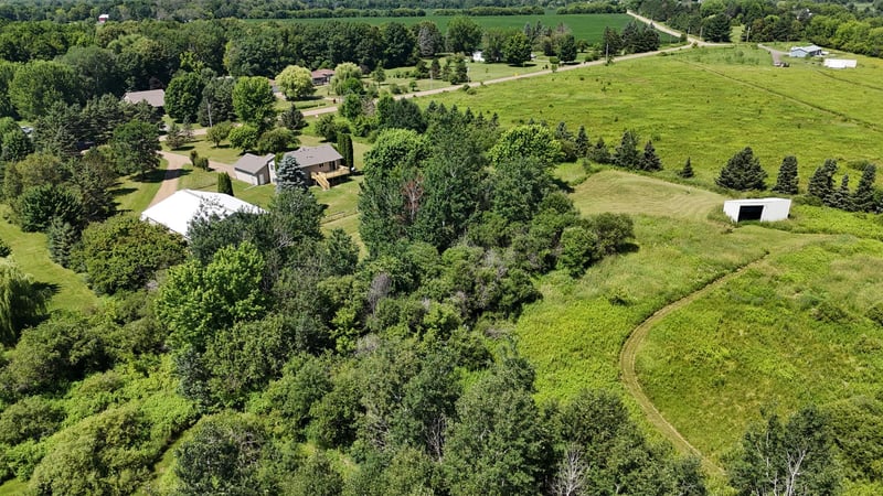18180 Franconia Trl, Shafer, MN 55074