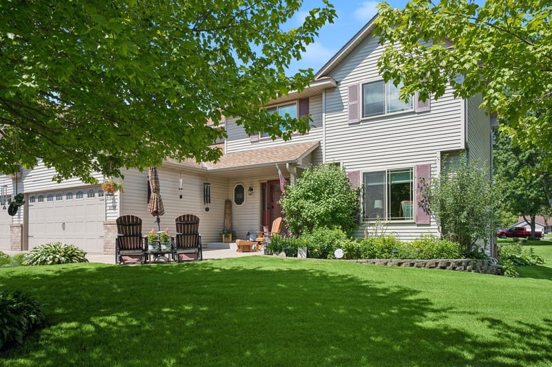 21071 Hyacinth Ave, Lakeville, MN 55044