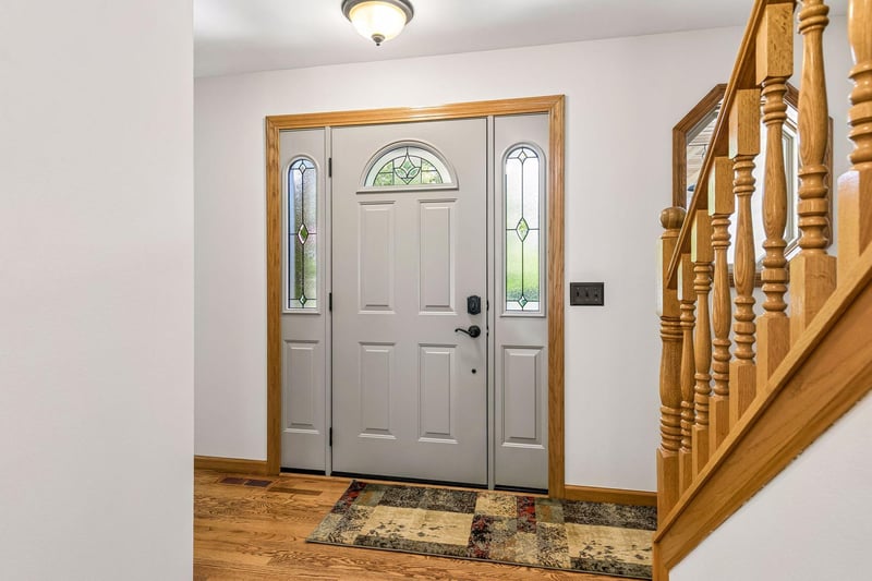 21071 Hyacinth Ave, Lakeville, MN 55044