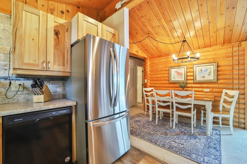 29872 Canary Ln, Breezy Point, MN 56472