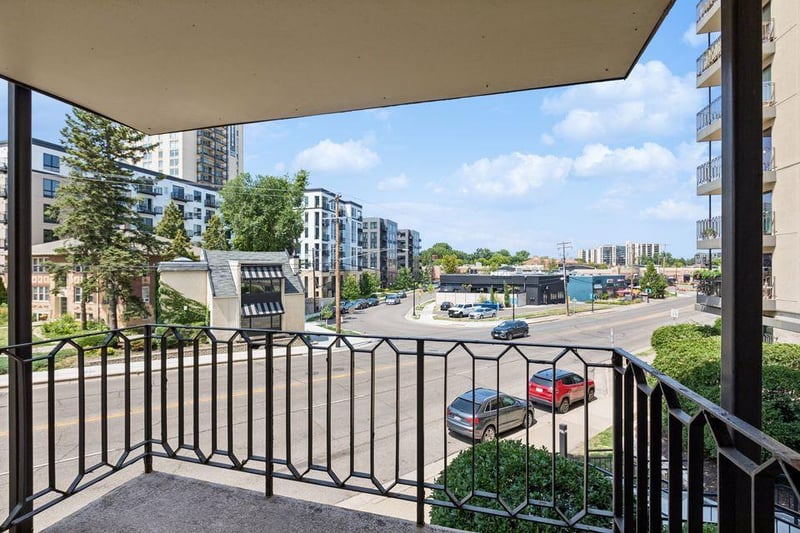 3131 Excelsior Blvd #212, Minneapolis, MN 55416
