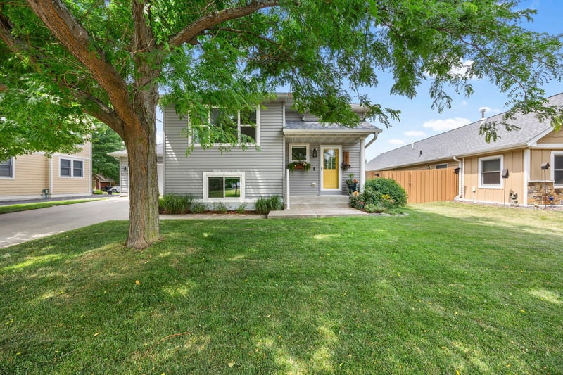 1904 Wilcox Blvd W, Northfield, MN 55057