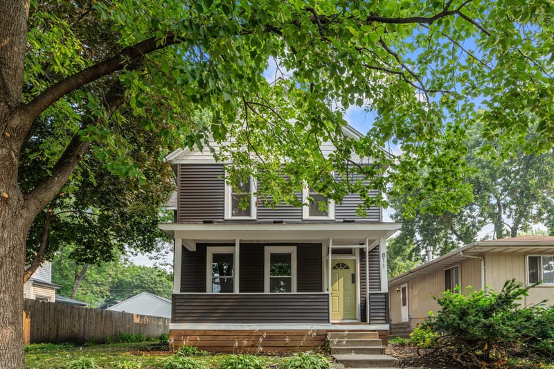 811 Watson Ave, Saint Paul, MN 55102
