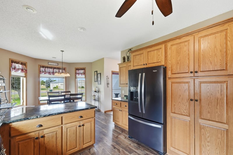 1206 Willow Pond Dr, Waite Park, MN 56387