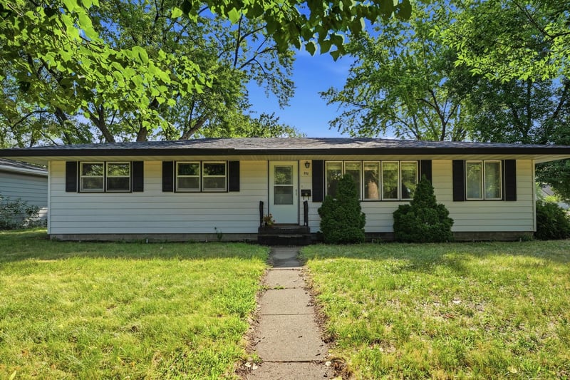 202 34th Ave N, Saint Cloud, MN 56303