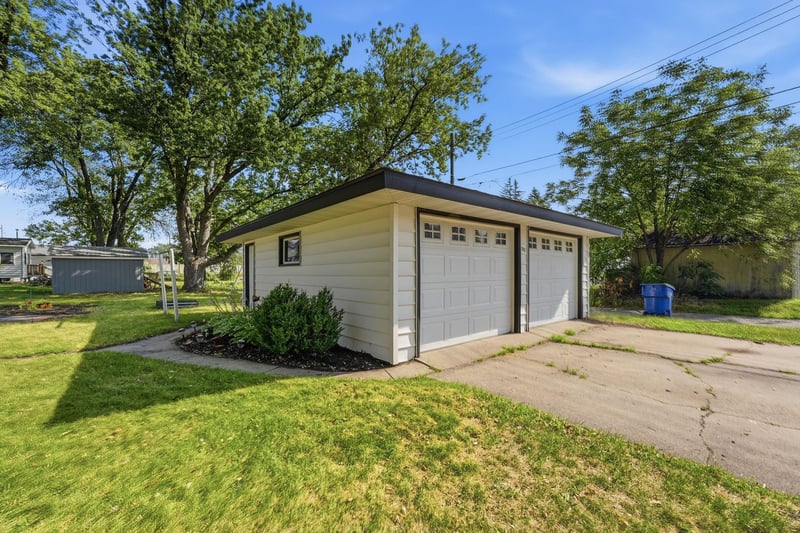 202 34th Ave N, Saint Cloud, MN 56303