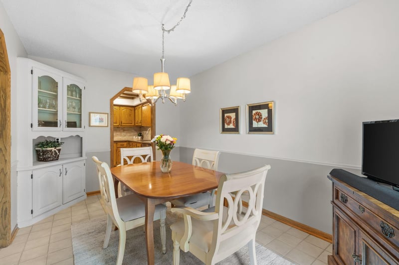 144 122nd Ave NW, Coon Rapids, MN 55448