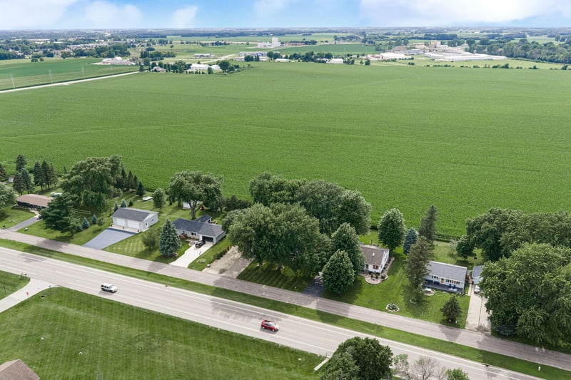 24067 540th Ave, Austin, MN 55912