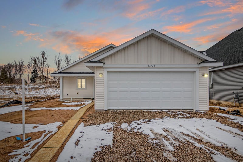 31706 Madison Rd, Lindstrom, MN 55045