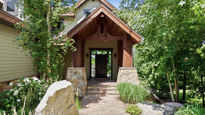 32896 Carlson Dr, Rochert, MN 56578