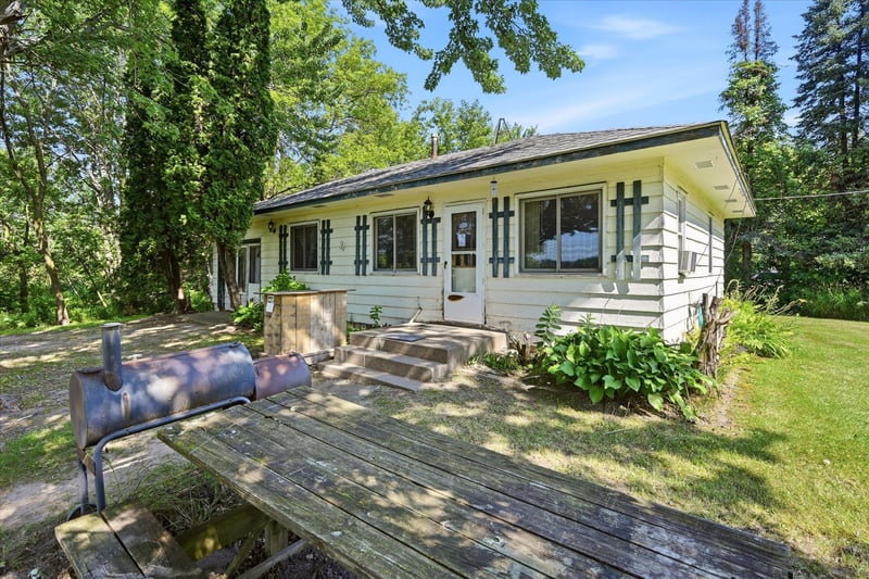 12212 283rd Ave, Princeton, MN 55371