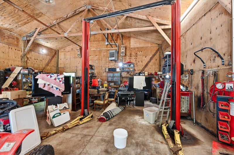 12212 283rd Ave, Princeton, MN 55371