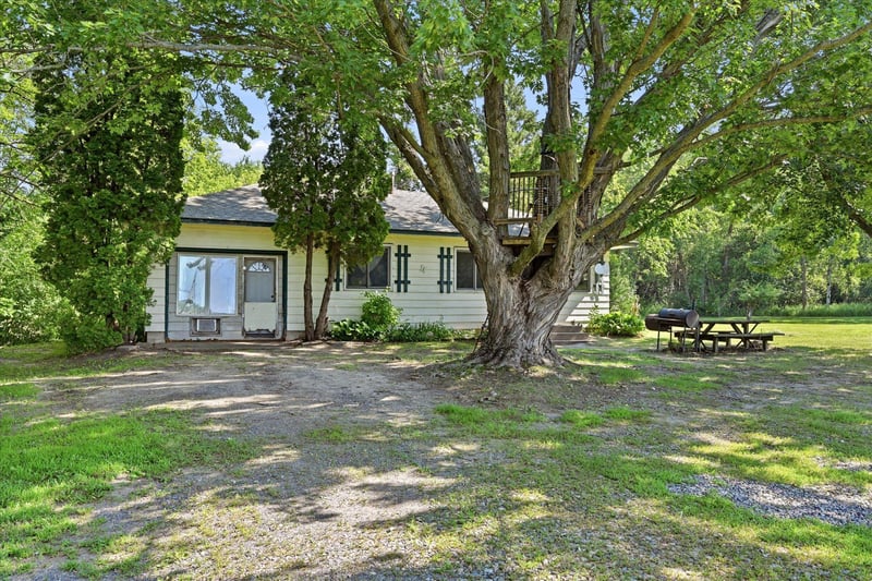 12212 283rd Ave, Princeton, MN 55371