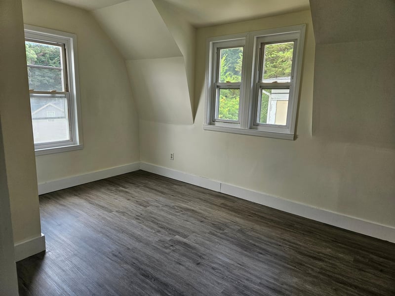 22 2nd St SE, Faribault, MN 55021