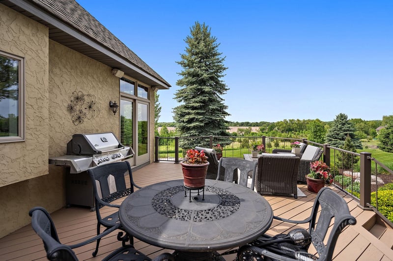6260 Broadview Dr, Prior Lake, MN 55372