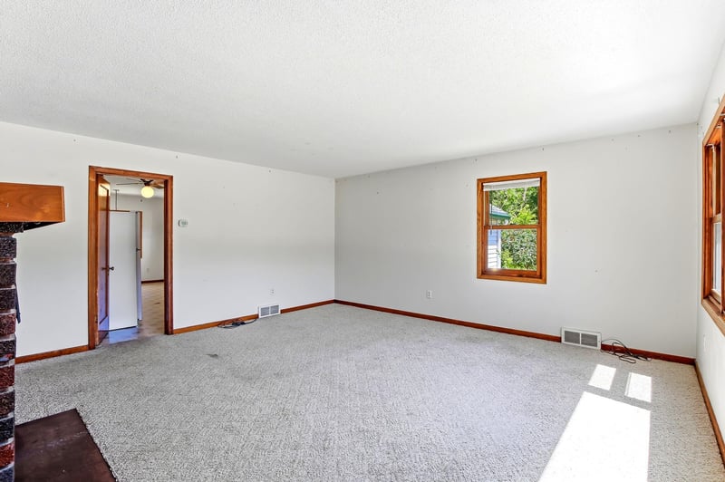 4374 Us 61, Red Wing, MN 55066