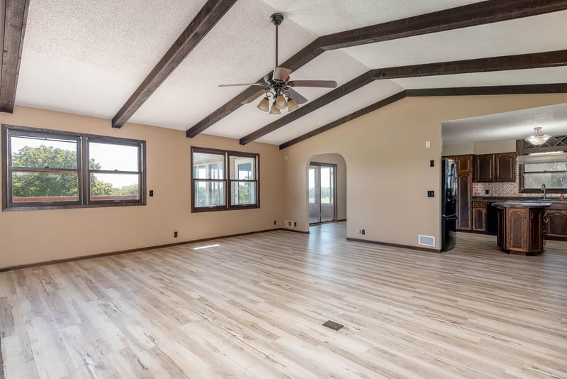 33385 Sibley Heights Ln, Le Sueur, MN 56058