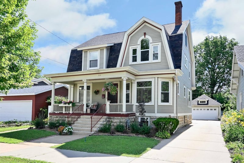 316 Franklin St, Winona, MN 55987