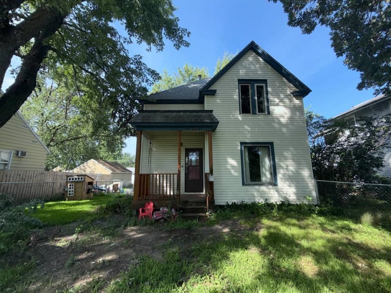 429 5th Ave NE, Saint Cloud, MN 56304