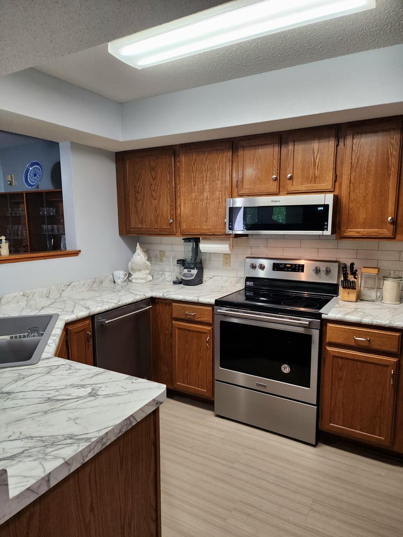 520 5th St SW #217, Willmar, MN 56201