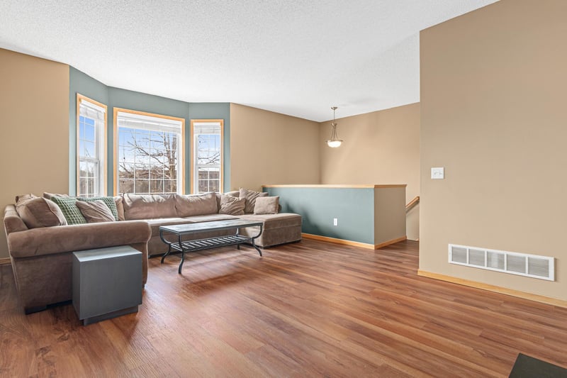 4108 Parker Trl, Robbinsdale, MN 55422