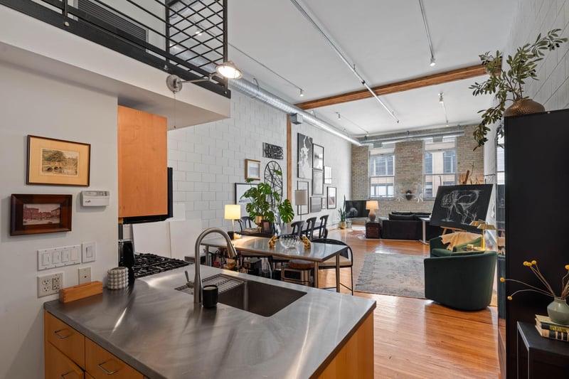 801 Washington Ave N #210, Minneapolis, MN 55401