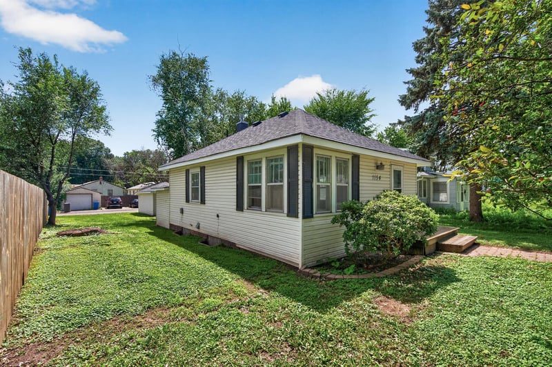 1154 Lawson Ave E, Saint Paul, MN 55106