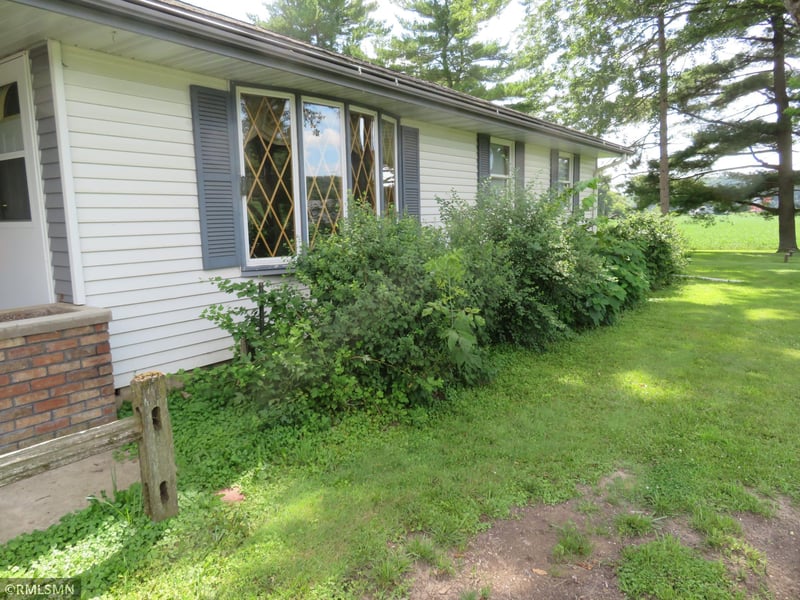 W7515 Us Highway 10, Ellsworth, WI 54011